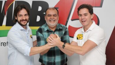pedroevene 390x220 - Mais um prefeito que votou em Veneziano no 1º turno anuncia apoio a Pedro neste 2º turno