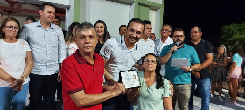 Triunfo: Prefeito Espedito Filho entrega praça e assegura mais ações para Comunidade do Jenipapeiro 6T 1 - Triunfo: Prefeito Espedito Filho entrega praça e assegura mais ações para Comunidade do Jenipapeiro