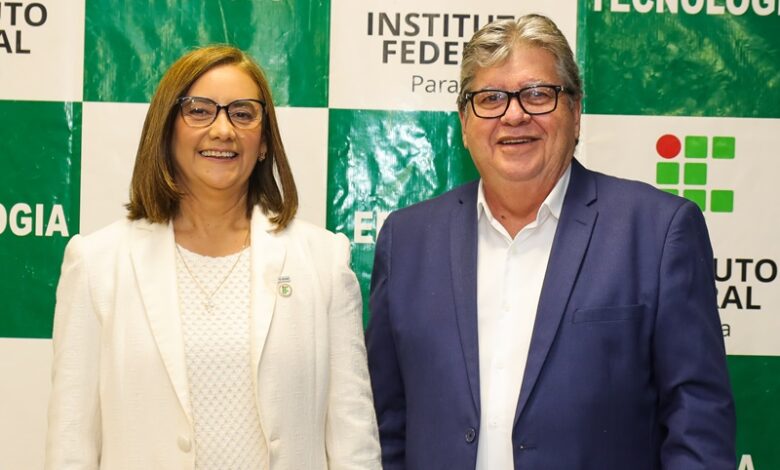 João Azevêdo prestigia posse de nova reitora do IFPB e destaca parcerias com a instituição joaoifpb 780x470 - João Azevêdo prestigia posse de nova reitora do IFPB e destaca parcerias com a instituição