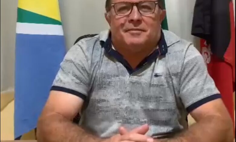 Prefeito Ceninha Lucena anuncia pagamento referente ao mês de outubro em dia e reforça compromisso com servidores de Bonito de Santa Fé ceninha 780x470 - Prefeito Ceninha Lucena anuncia pagamento referente ao mês de outubro em dia e reforça compromisso com servidores de Bonito de Santa Fé