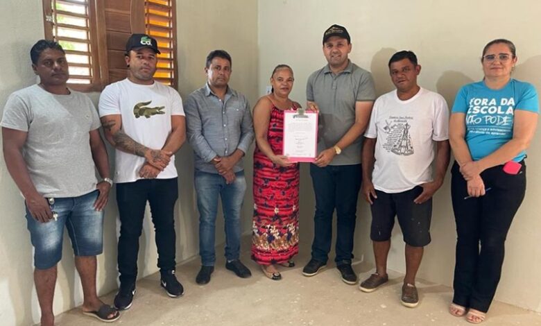 Aldo 780x470 - Prefeito Aldo Andrade entrega mais uma reforma de casa em Bernardino Batista