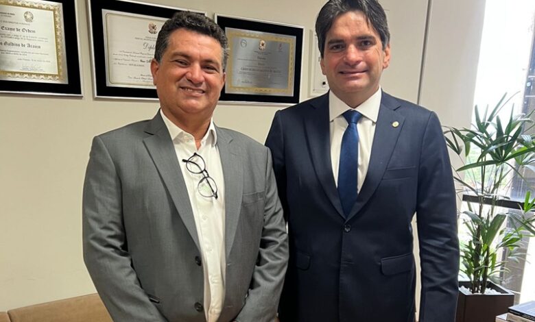 EM BRASÍLIA: Prefeito Luiz Claudino visita gabinete do deputado Murilo Galdino e encaminha recursos para São João do Rio do Peixe Luiz 780x470 - EM BRASÍLIA: Prefeito Luiz Claudino visita gabinete do deputado Murilo Galdino e encaminha recursos para São João do Rio do Peixe