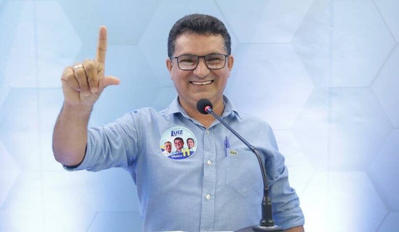 Luiz Claudino vence enquete para disputar reeleição em 2024 no município de São João do Rio do Peixe; VEJA RESULTADO. Luizc 780x454 - Luiz Claudino vence enquete para disputar reeleição em 2024 no município de São João do Rio do Peixe; VEJA RESULTADO.