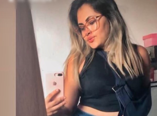 No Sertão: Cabeleireira é assassinada a tiros dentro de casa em Uiraúna UIRAUNA - No Sertão: Cabeleireira é assassinada a tiros dentro de casa em Uiraúna