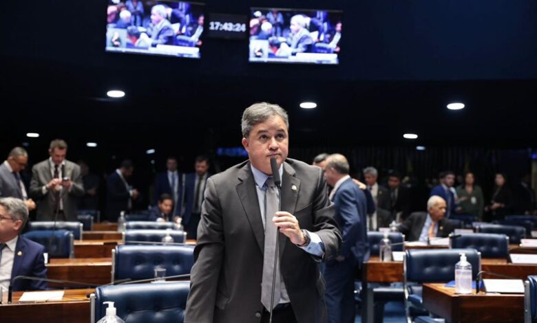 Senador Efraim Filho destaca-se como único representante paraibano no Senado a apoiar a CPMI dos ataques antidemocráticos efraim 1 780x470 - Senador Efraim Filho destaca-se como único representante paraibano no Senado a apoiar a CPMI dos ataques antidemocráticos