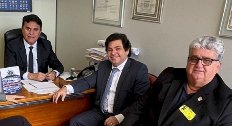 Em Vieirópolis: Prefeito consegue liberação de recursos no Governo Federal para pavimentação e drenagem para a comunidade de Cachoeira de Cima celio2 - Em Vieirópolis: Prefeito consegue liberação de recursos no Governo Federal para pavimentação e drenagem para a comunidade de Cachoeira de Cima