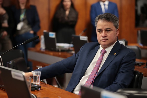 efraim 1 - Projeto do Senador Efraim Filho vira lei e municípios ficam protegidos; VEJA.