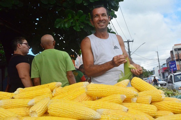 milho - Em João Pessoa: Comerciantes dos mercados públicos municipais comemoram boas vendas do milho no período junino