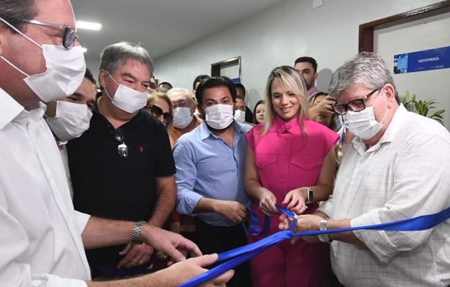 Em Sousa : João Azevêdo entrega 21 leitos no Hospital Regional, visita Caravana da Rede Cuidar e anuncia novos investimentos em saúde HRS - Em Sousa : João Azevêdo entrega 21 leitos no Hospital Regional, visita Caravana da Rede Cuidar e anuncia novos investimentos em saúde