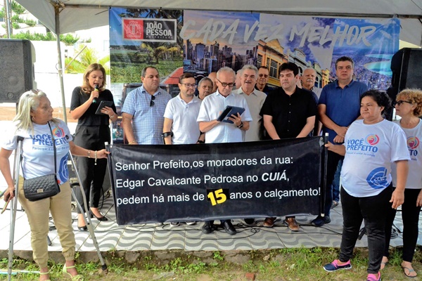 Em João Pessoa: Cícero Lucena autoriza a pavimentação e urbanização de seis vias no Cuiá cicero1 - Em João Pessoa: Cícero Lucena autoriza a pavimentação e urbanização de seis vias no Cuiá