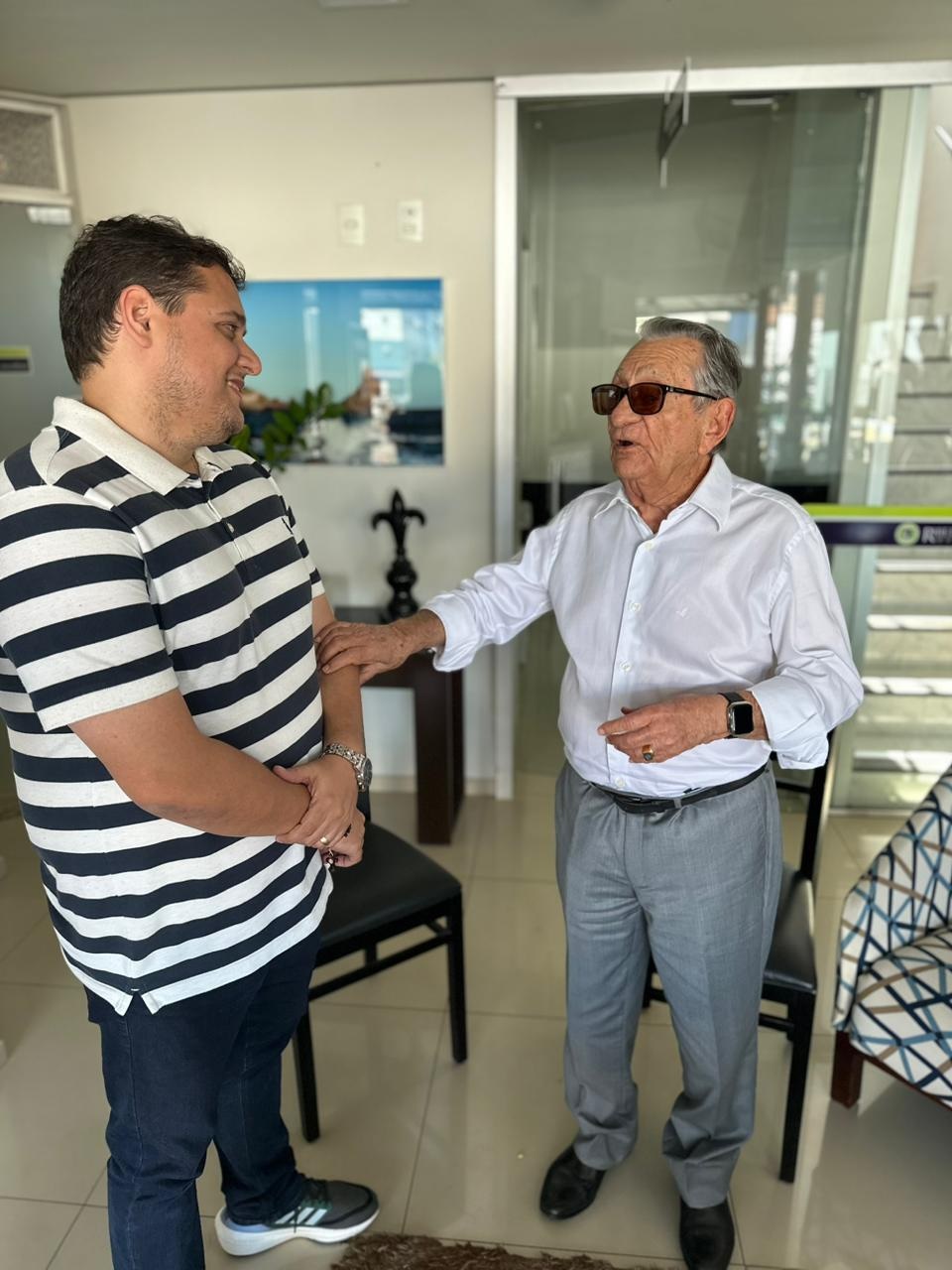 Em Sousa: Câmara Municipal anuncia doação de veículo ao Centro Oncológico do Hospital Napoleão Laureano novinho2 - Em Sousa: Câmara Municipal anuncia doação de veículo ao Centro Oncológico do Hospital Napoleão Laureano