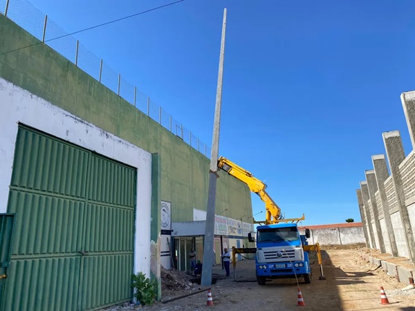 ss - Em Sousa: Obra da nova iluminação do Estádio Marizão é iniciada