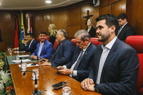 wjp2 - Wilson Filho participa da abertura dos trabalhos na Câmara Municipal de João Pessoa