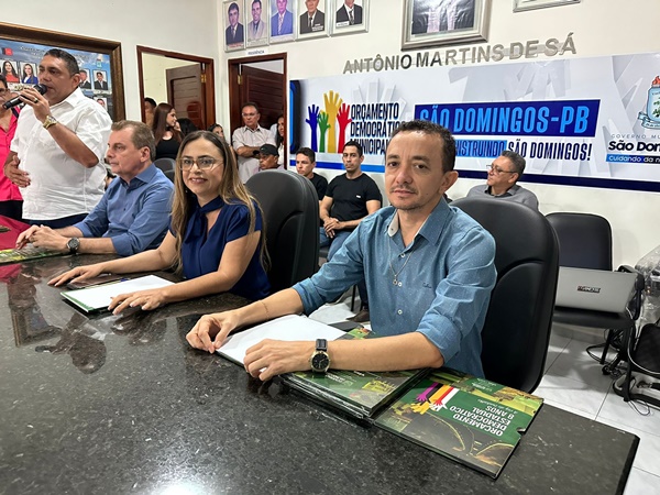 Em São Domingos: Prefeitura realiza plenária histórica com a população para discutir o Orçamento Democrático Municipal 05sd - Em São Domingos: Prefeitura realiza plenária histórica com a população para discutir o Orçamento Democrático Municipal