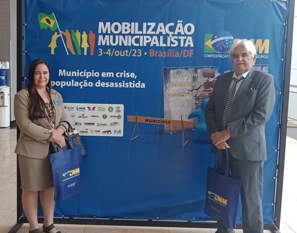 Poço José de Moura: Prefeito Paulo Braz participa de mobilização nacional em Brasília PAULO 600x470 - Poço José de Moura: Prefeito Paulo Braz participa de mobilização nacional em Brasília
