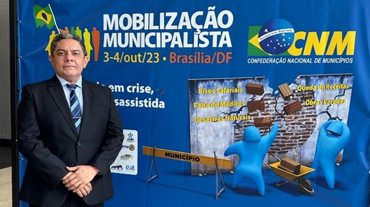 Prefeito de Joca Claudino, Rinaldo Cipriano participa de mobilização nacional em Brasília Rinaldo - Prefeito de Joca Claudino, Rinaldo Cipriano participa de mobilização nacional em Brasília