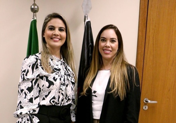 Defesa Lilás: evento para discutir a violência de gênero e incentivar a participação das mulheres na política ocorre no próximo sábado em Campina Grande carol - Defesa Lilás: evento para discutir a violência de gênero e incentivar a participação das mulheres na política ocorre no próximo sábado em Campina Grande