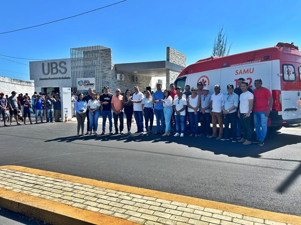 Prefeito Rinaldo Cipriano entrega ambulância para o SAMU de Joca Claudino JOCA 1 - Prefeito Rinaldo Cipriano entrega ambulância para o SAMU de Joca Claudino