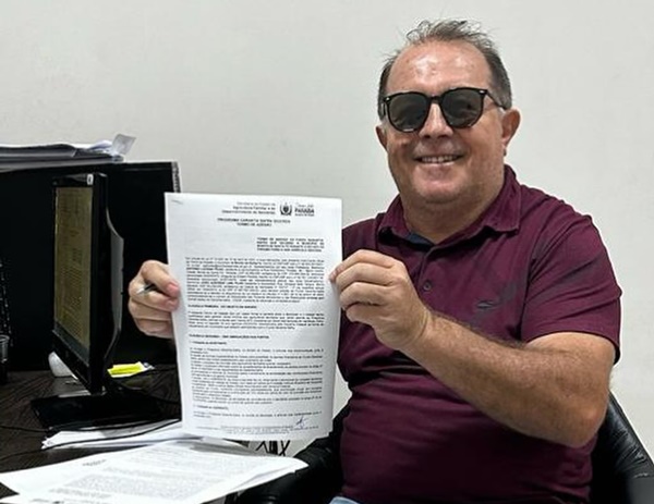 Prefeito Ceninha Lucena assina termo do garantia-safra 2023/2024 e beneficia agricultores do município de Bonito de Santa Fé ceninhaa - Prefeito Ceninha Lucena assina termo do garantia-safra 2023/2024 e beneficia agricultores do município de Bonito de Santa Fé