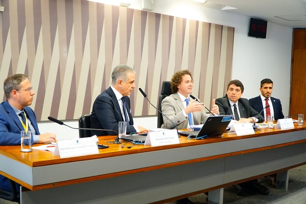 Presidente da Frente Parlamentar de Recursos Naturais, Veneziano alerta sobre prejuízos à economia da prática do ‘devedor contumaz’ veneziano - Presidente da Frente Parlamentar de Recursos Naturais, Veneziano alerta sobre prejuízos à economia da prática do ‘devedor contumaz’