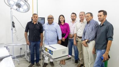 ME2 390x220 - Em Monte Horebe: Prefeito Marcos Eron, entrega centro cirúrgico, novos equipamentos e destaca avanços na saúde