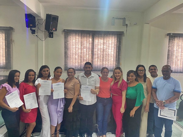 Cinco novos conselheiros tutelares são empossados em São Domingos SD 1 - Cinco novos conselheiros tutelares são empossados em São Domingos