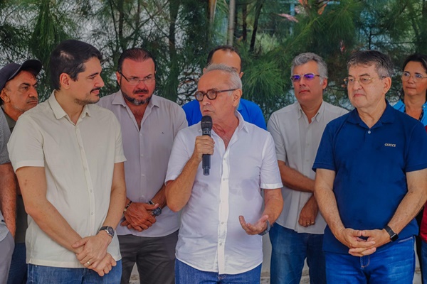 Em João Pessoa: Cícero Lucena entrega requalificação de 30 leitos do ICV, nova sala cirúrgica e ambiente para vítimas de violência cicero - Em João Pessoa: Cícero Lucena entrega requalificação de 30 leitos do ICV, nova sala cirúrgica e ambiente para vítimas de violência