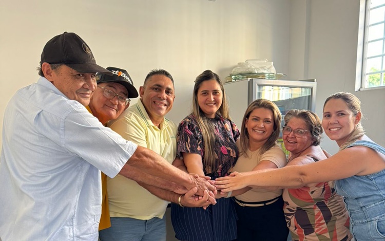 Em Aparecida: Vereadora Isabela Benigna deixa oposição e declara apoio ao prefeito João Neto ISABELA 2 - Em Aparecida: Vereadora Isabela Benigna deixa oposição e declara apoio ao prefeito João Neto