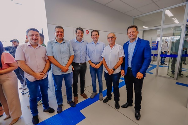 João Pessoa: Cícero Lucena celebra nova agência da Caixa no Valentina e projeta ampliação dos serviços bancários para a população cicero - João Pessoa: Cícero Lucena celebra nova agência da Caixa no Valentina e projeta ampliação dos serviços bancários para a população