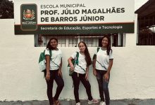 belo j 220x150 - Prefeitura de Belo Jardim entrega mais de 10 mil kits escolares para alunos da rede municipal de ensino