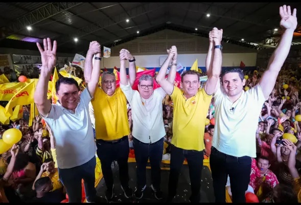 Em defesa, advogados apresentam parecer de ex-ministro do TSE que assegura candidatura de Chico Mendes CHICO - Em defesa, advogados apresentam parecer de ex-ministro do TSE que assegura candidatura de Chico Mendes