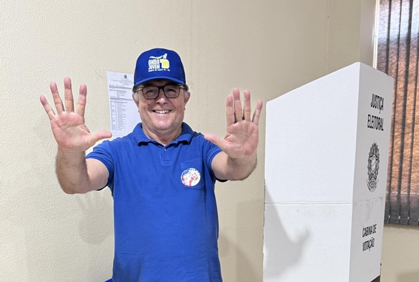 Em Bonito de Santa Fé, Ceninha Lucena é reeleito com votação expressiva sobre Sabino Junior Ceninha - Em Bonito de Santa Fé, Ceninha Lucena é reeleito com votação expressiva sobre Sabino Junior