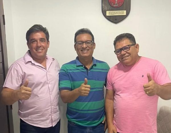 Prefeito eleito de São José da Lagoa Tapada já trata sobre equipe de transição NETO 2 600x470 - Prefeito eleito de São José da Lagoa Tapada já trata sobre equipe de transição