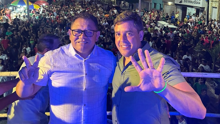 Multidão marca presença em São José da Lagoa Tapada para celebrar vitória de Neto de Coraci e Irmão Gilberto neto1 - Multidão marca presença em São José da Lagoa Tapada para celebrar vitória de Neto de Coraci e Irmão Gilberto