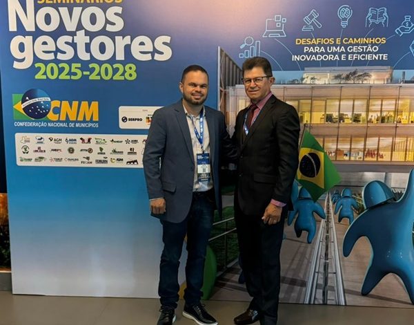 Em Brasília: Prefeito eleito Bastinho acompanhado do ex-prefeito Antônio Bastos, buscam novos caminhos para o progresso de Pedra Branca pedrab 600x470 - Em Brasília: Prefeito eleito Bastinho acompanhado do ex-prefeito Antônio Bastos, buscam novos caminhos para o progresso de Pedra Branca