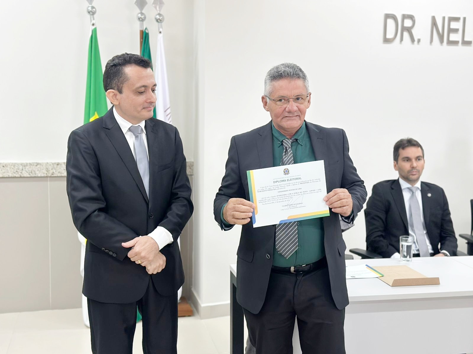 Prefeito eleito de Marcelino Veira, Dibed, vice-prefeita e vereadores são diplomados MV3 - Prefeito eleito de Marcelino Veira, Dibed, vice-prefeita e vereadores são diplomados