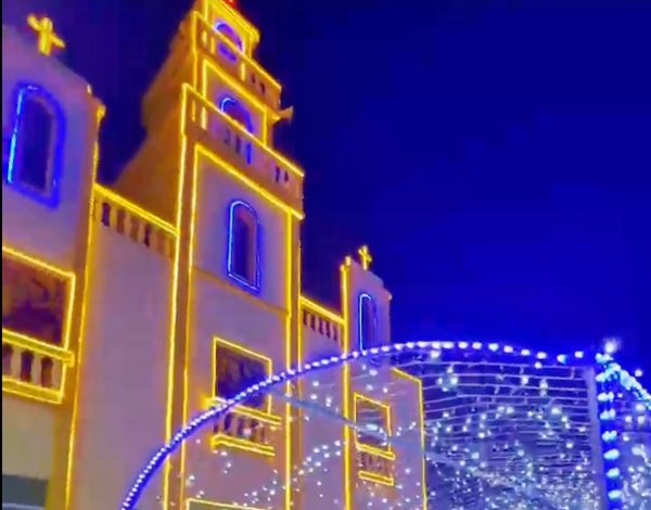 Prefeitura de São Francisco realiza decoração especial para celebrar o natal sf 600x470 - Prefeitura de São Francisco realiza decoração especial para celebrar o natal