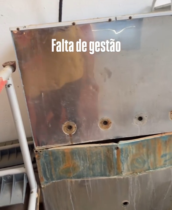 Herança de Abandono: Prefeito Alyson Francisco encontra escola em condições deplorável deixada pela gestão anterior do ex-prefeito Allan Seixas em Cachoeira dos Índios; VEJA VÍDEO 5cachoeira - Herança de Abandono: Prefeito Alyson Francisco encontra escola em condições deplorável deixada pela gestão anterior do ex-prefeito Allan Seixas em Cachoeira dos Índios; VEJA VÍDEO