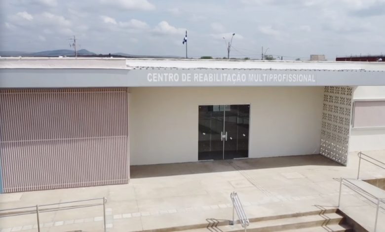 Obra do centro de reabilitação multiprofissional de Uiraúna chega em fase final e promete transformar a saúde local UNA 780x470 - Obra do centro de reabilitação multiprofissional de Uiraúna chega em fase final e promete transformar a saúde local