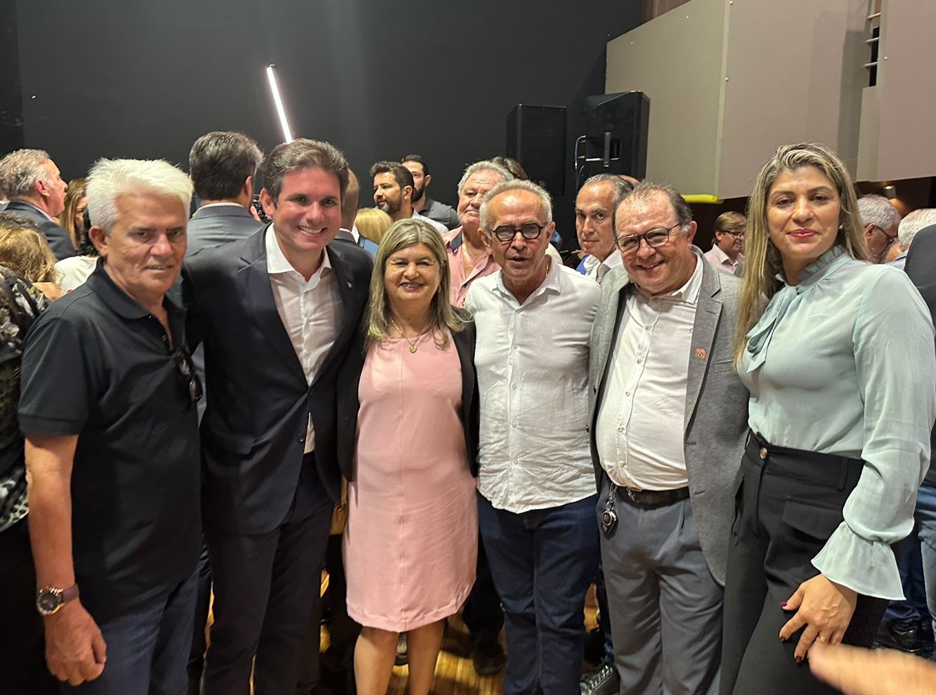 Prefeito Ceninha Lucena participa do lançamento do Programa “Paraíba 2025-2026” em João Pessoa e celebra estrada que liga o município de Bonito de Santa Fé, passando pelo distrito de Viana até a cidade de Serra Grande ceninha4 - Prefeito Ceninha Lucena participa do lançamento do Programa “Paraíba 2025-2026” em João Pessoa e celebra estrada que liga o município de Bonito de Santa Fé, passando pelo distrito de Viana até a cidade de Serra Grande