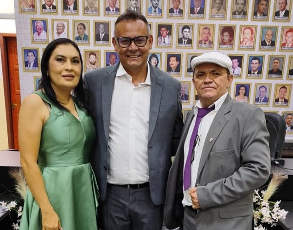 Neném da Bonita é reeleito presidente da Câmara de Santa Helena e destaca conquistas e compromissos nenem 600x470 - Neném da Bonita é reeleito presidente da Câmara de Santa Helena e destaca conquistas e compromissos