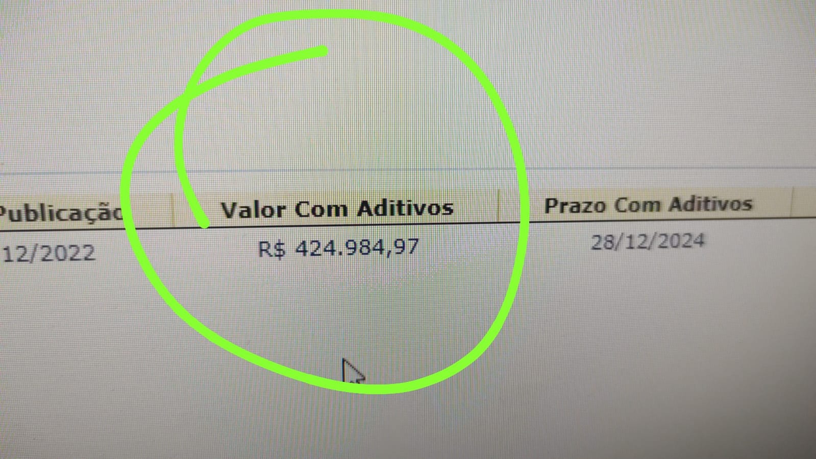 DOC1 - Desmoronamento do muro do estádio "O Colorado" levanta polêmica sobre qualidade da reforma em São José da Lagoa Tapada