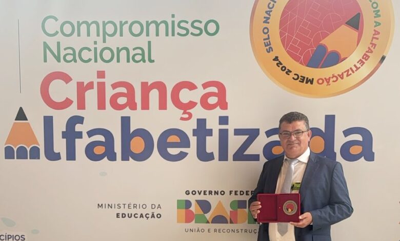 Prefeito de São João do Rio do Peixe, Luiz Claudino recebe prêmio Selo Nacional Compromisso com a Alfabetização em Brasília sjrp 780x470 - Prefeito de São João do Rio do Peixe, Luiz Claudino recebe prêmio Selo Nacional Compromisso com a Alfabetização em Brasília