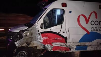 AMBULANCIA 390x220 - Acidente na BR-230 em Patos deixa feridos e causa danos em ambulância do Hospital Regional de Sousa