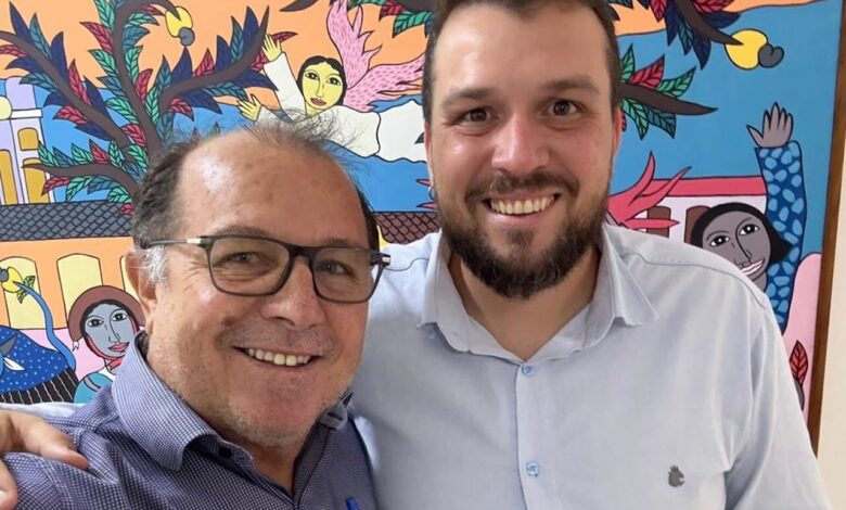 Em João Pessoa: Prefeito Ceninha Lucena alinha projetos culturais para Bonito de Santa Fé em parceria com a Secult-PB Ceninha1 780x470 - Em João Pessoa: Prefeito Ceninha Lucena alinha projetos culturais para Bonito de Santa Fé em parceria com a Secult-PB