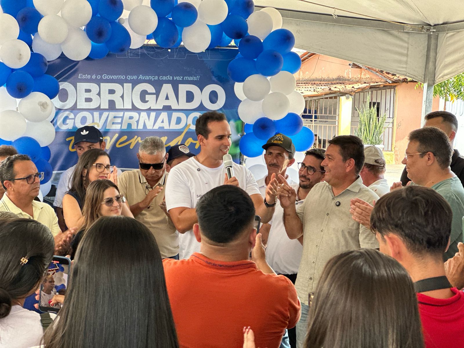 Condado5 - Governador em exercício Lucas Ribeiro inspeciona obras e pavimentação em Condado ao lado do prefeito Caio Paixão