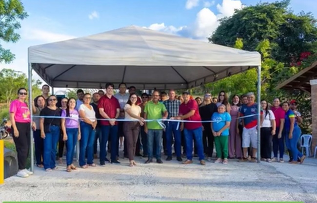 MILENA1 - Prefeita Milena Nogueira entrega Passagem Molhada no Sítio Serrote e reforça compromisso com a mobilidade em Monte Horebe