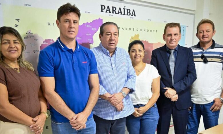 chico mendes ronaldo guerra areia baraunas 780x470 - Chico Mendes destaca compromisso com Areia de Baraúnas em audiência com governo estadual