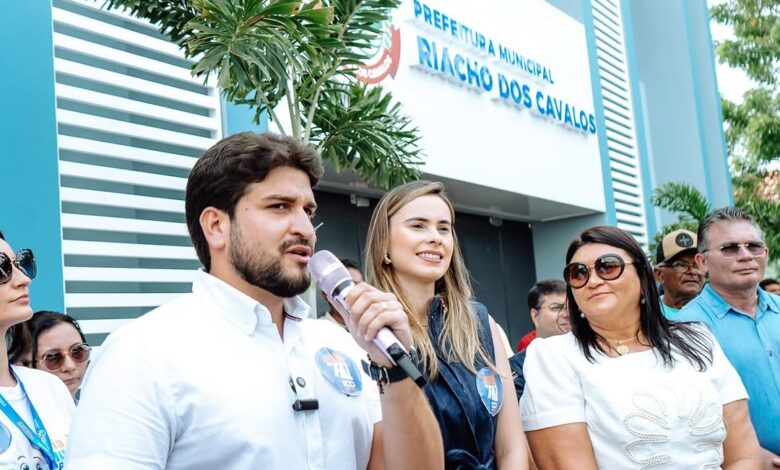 Marca do Trabalho: Prefeito Arthur Vieira celebra 100 dias de gestão com festa, fé e futuro promissor para Riacho dos Cavalos SaveClip.App 490478064 18074650948835188 8147399692537788402 n 1 780x470 - Marca do Trabalho: Prefeito Arthur Vieira celebra 100 dias de gestão com festa, fé e futuro promissor para Riacho dos Cavalos