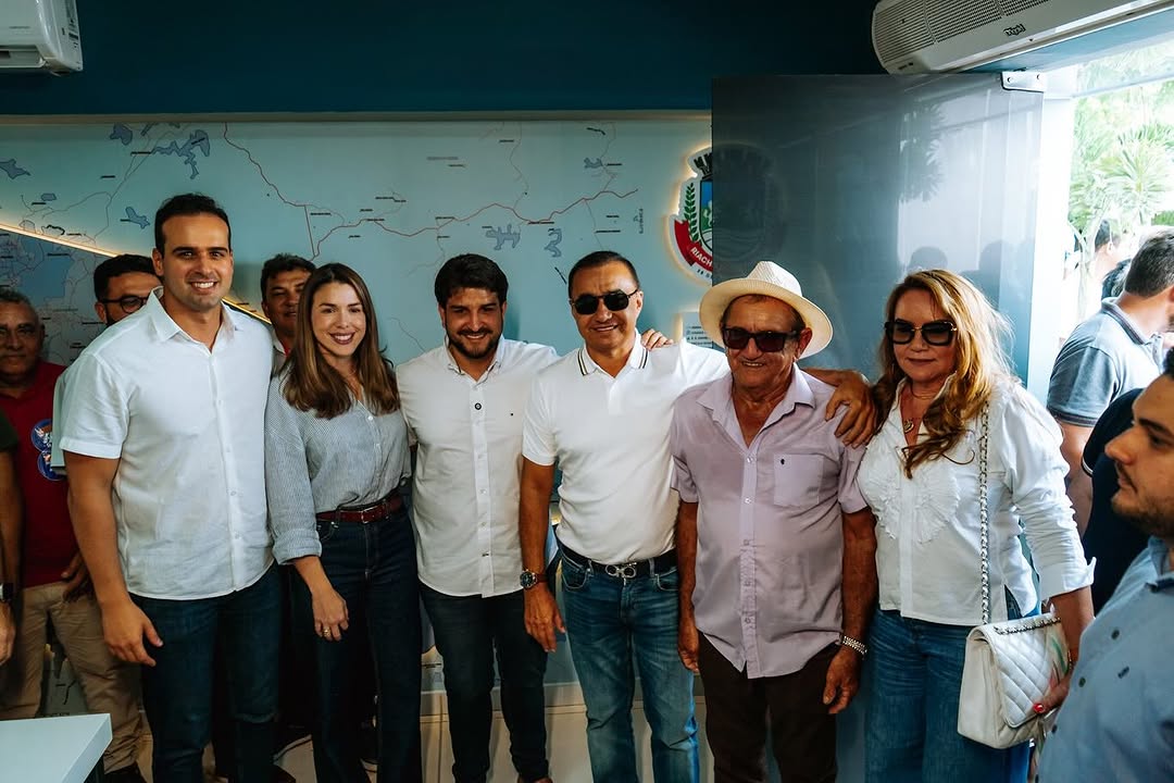 Marca do Trabalho: Prefeito Arthur Vieira celebra 100 dias de gestão com festa, fé e futuro promissor para Riacho dos Cavalos SaveClip.App 491442820 18074651044835188 5071327064737153656 n - Marca do Trabalho: Prefeito Arthur Vieira celebra 100 dias de gestão com festa, fé e futuro promissor para Riacho dos Cavalos
